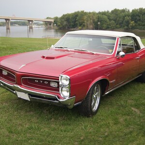 1966 PONTIAC GTO Convertible PHOTO