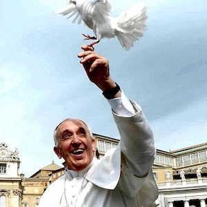 POPE FRANCIS & The Dove of Peace PHOTO