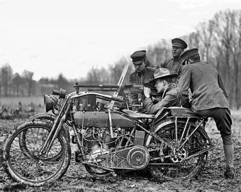 World War 1 US Army HARLEY DAVIDSON Photo