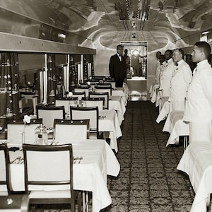 1960s NEW HAVEN RAILROAD Dining Car Interior Photo
