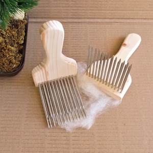 Wool Combs Double, Set of 2 Hand Carders,Wool Combs,Fiber Combs,Spinning Wool,Extra Fine Wool Comb Yard niddy noddy s