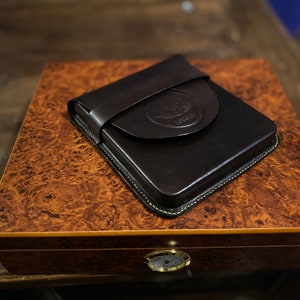 Handmade cigar case for gentlemen