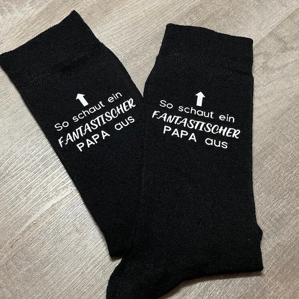 So schaut ein fantastischer Papa aus; Socken Vatertag;  Überraschung zukünftiger Vater; Ankündigung Baby; werdender Papa; Daddy to be