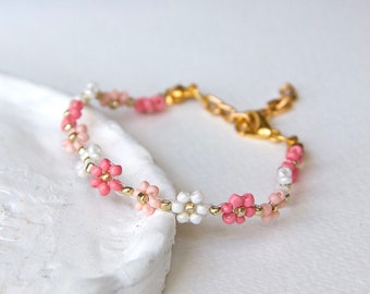 Daisy Armband | Blumenarmband | Perlenarmband | Gänseblümchen | weiß-gold |
