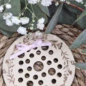 Protetores de flores em 2 tamanhos e 7 designs diferentes, além de um PDF para que você possa embalar seus protetores de flores lindamente