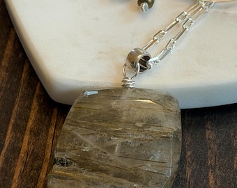 Sterlingzilveren rutielkwarts hanger ketting, statement sieraden