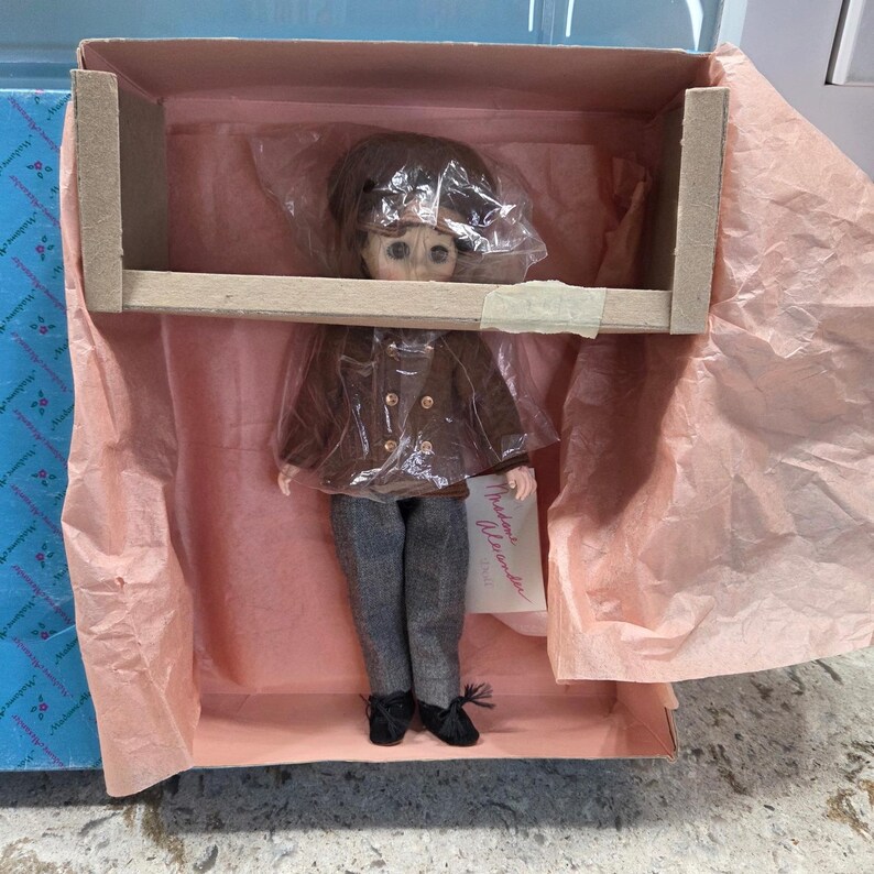 Muñeca Laurie de Madame Alexander de Mujercitas, 10 pulgadas, traje de niño coleccionable imagen 12