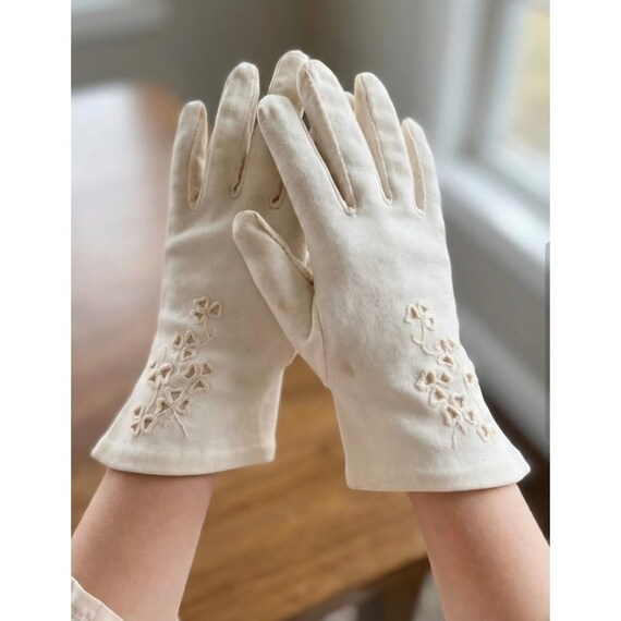 vintage ladies dress gloves Girls Cream Floral Cut Out Embroidery Formal Tea Party 8.5