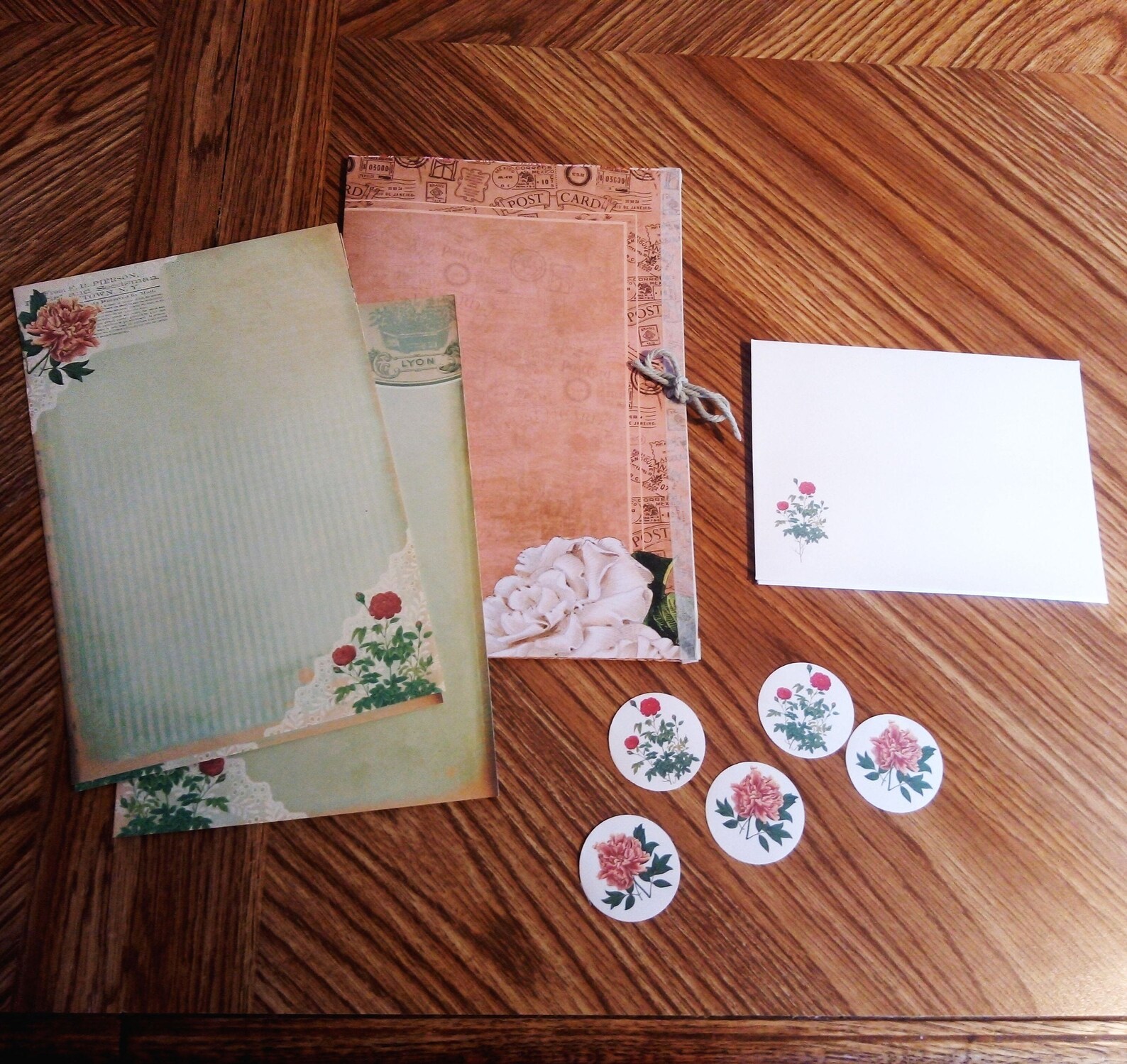 Old-fashioned Blooms Stationery Gift Set Set of 10 sheets | Etsy