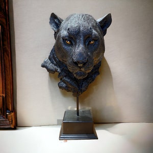 Dekorativ panterhuvudstaty på stativ | Djurfigur för bordsdekoration | Hemmakontorsinredning | Present till vänner
