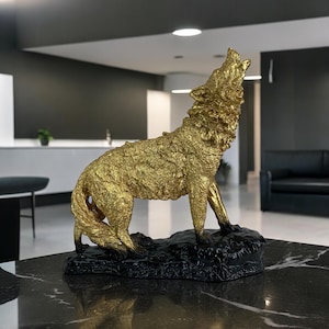 Large Howling Wolf Statue | Wolf Sculpture For Home Decor | Animal Figurine | Wildlife Art | Gift For Animal Lovers