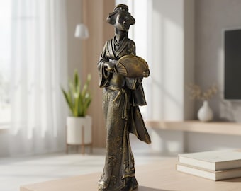 Japanese Geisha Sculpture | Antique Asian Lady Figurine | Table Desk Statue For Home Decoration | Housewarming Gift  | Gift For Friends