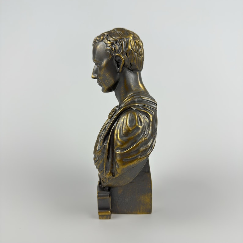 Julius Caesar Bust Sculpture | Roman Emperor Head Statue | Ancient Leader Decor | Historical Resin Figure | Home Office Desk Decoration image 4