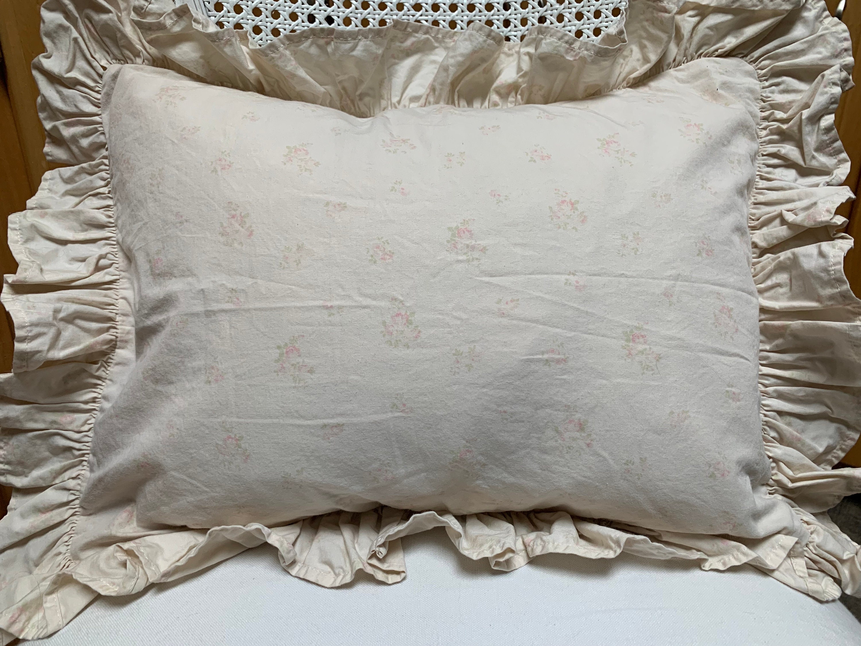 Rachel Ashwell Shabby Chic Fabric & Cottage Chic Bed Sheets