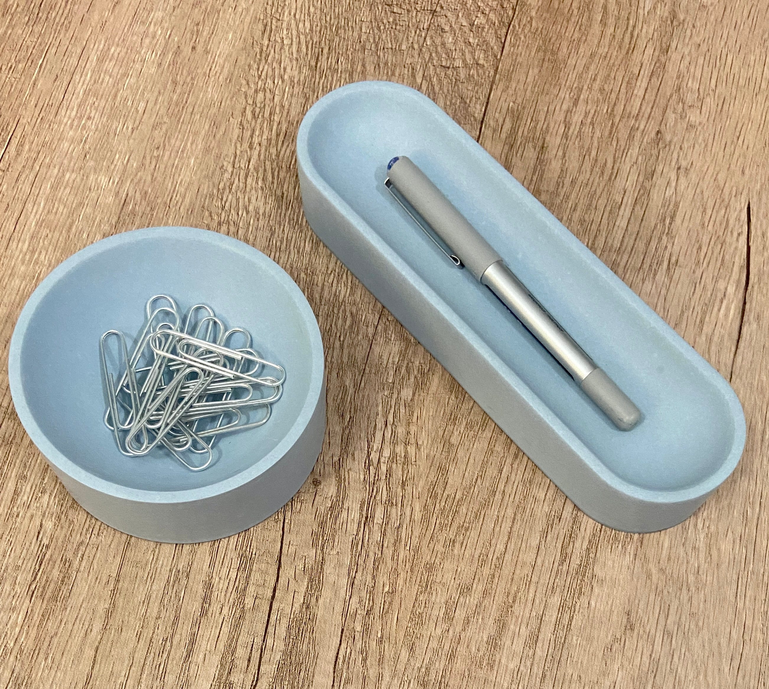 Magnetic Paper Clip Holder with Paper Clips Cute Office Supplies for Desk  Organizer Magnetic Paper Clip