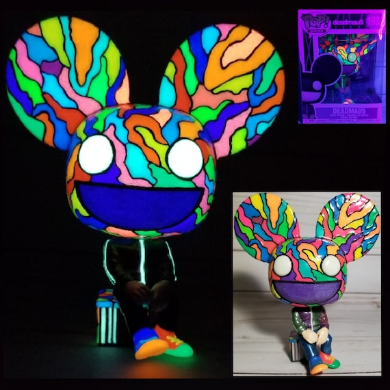 Funko Pop Glow Blacklight Deadmau5 