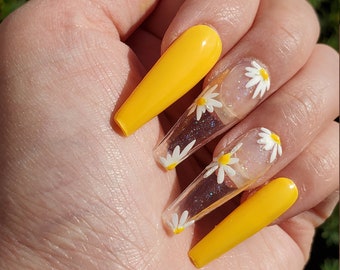 Daisy Nails Etsy