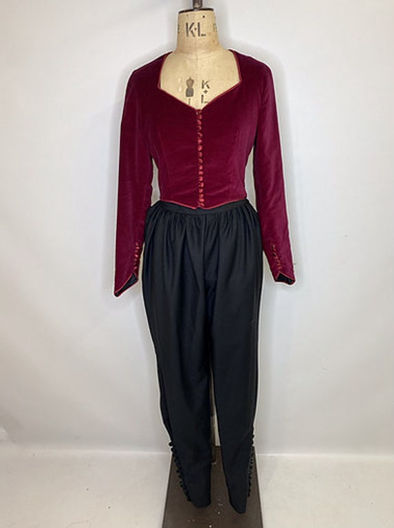 80's Vintage Velvet Cropped Jacket - image 3