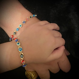 2 Evil Eye bracelets, Mommy and Me, Lucky Evil Eye,multi color Evil Eye Bracelet,Good luck Evil Eye, Mal de ojo Pulsera, gift for her