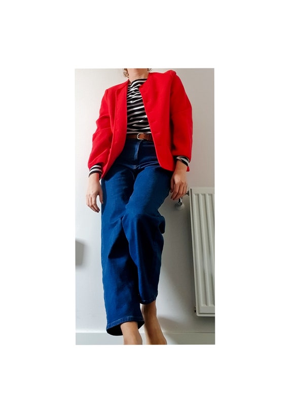 1980's/1990's beautiful Geiger red woolen coat.