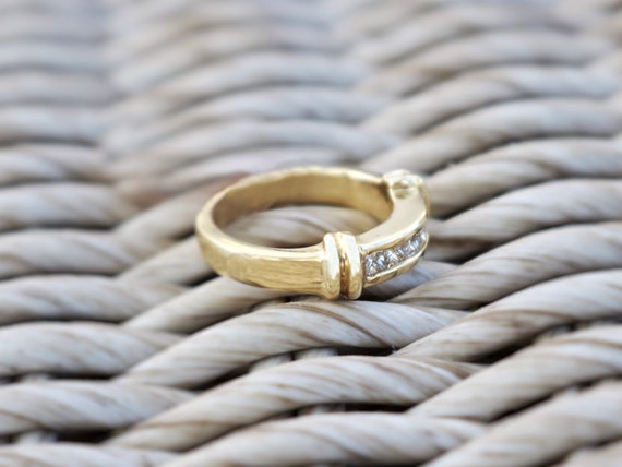 Vintage Italian gold and diamond ring - image 2