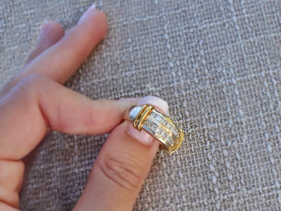 Vintage Italian gold and diamond ring
