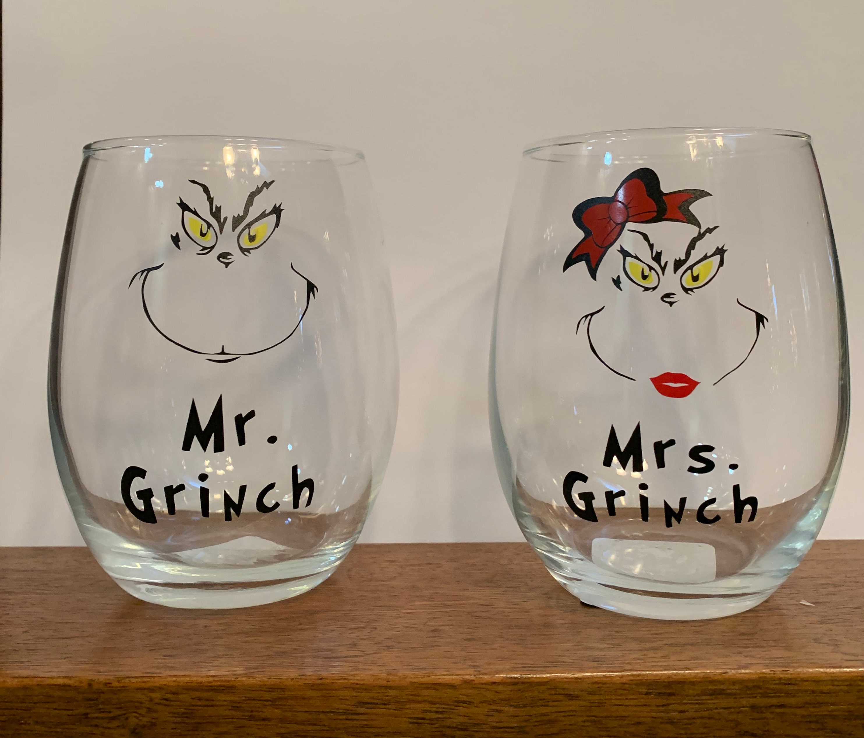 15 oz Resting Grinch Face Wine Tumbler