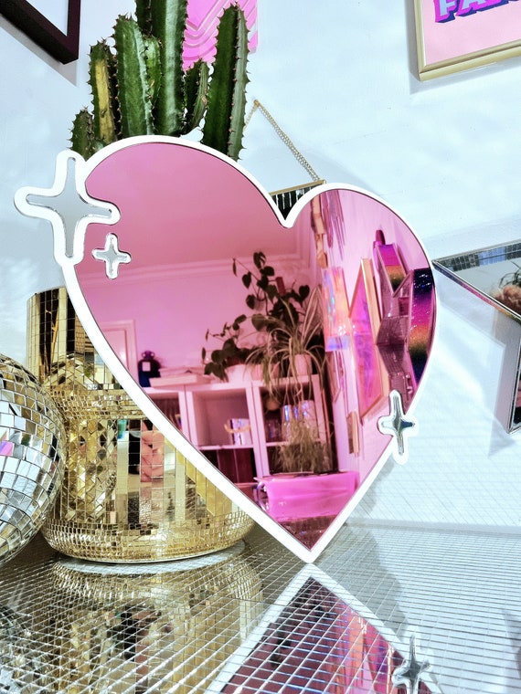 Handmade Pink Heart Wall Mirror: Pop Art Dopamine Decor 