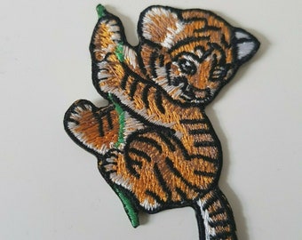 Tiger Patch Iron Sew On Clothes Bag Embroidered Badge Animal Embroidery Applique