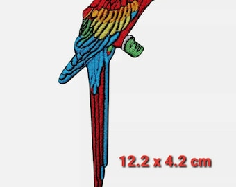 Perroquet brodé à repasser/coudre sur des vêtements pour sac Patch Pet Macaw Bird on Perch Badge