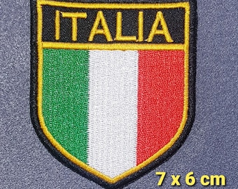 ITALY SOUVENIR TRAVEL PATCH EMBROIDERED IRON ON TO SEW ON PATCH AS PICTURED AP24 