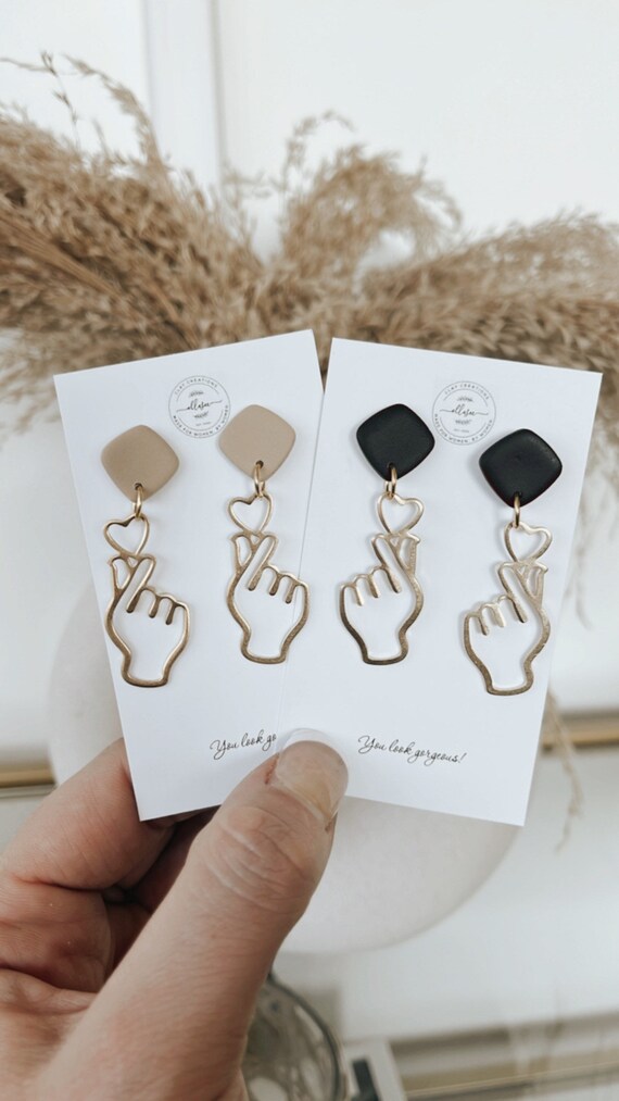 Earrings in korean language sale