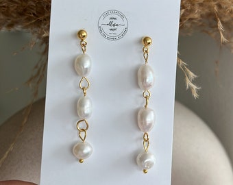 Gold diamond earrings. Gift for her. Pearl earrings. Gold drop earrings. Wedding earrings. Gold pearl jewelry. Bow earrings. Bridal earrings