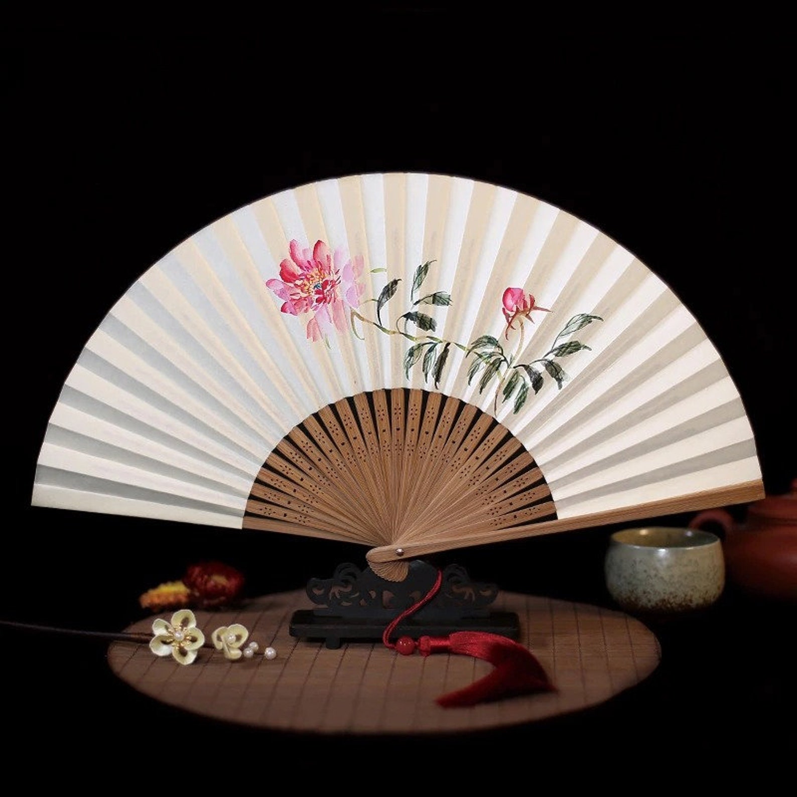 Silk hand held fan oriental japanese motive circle hand held | Etsy