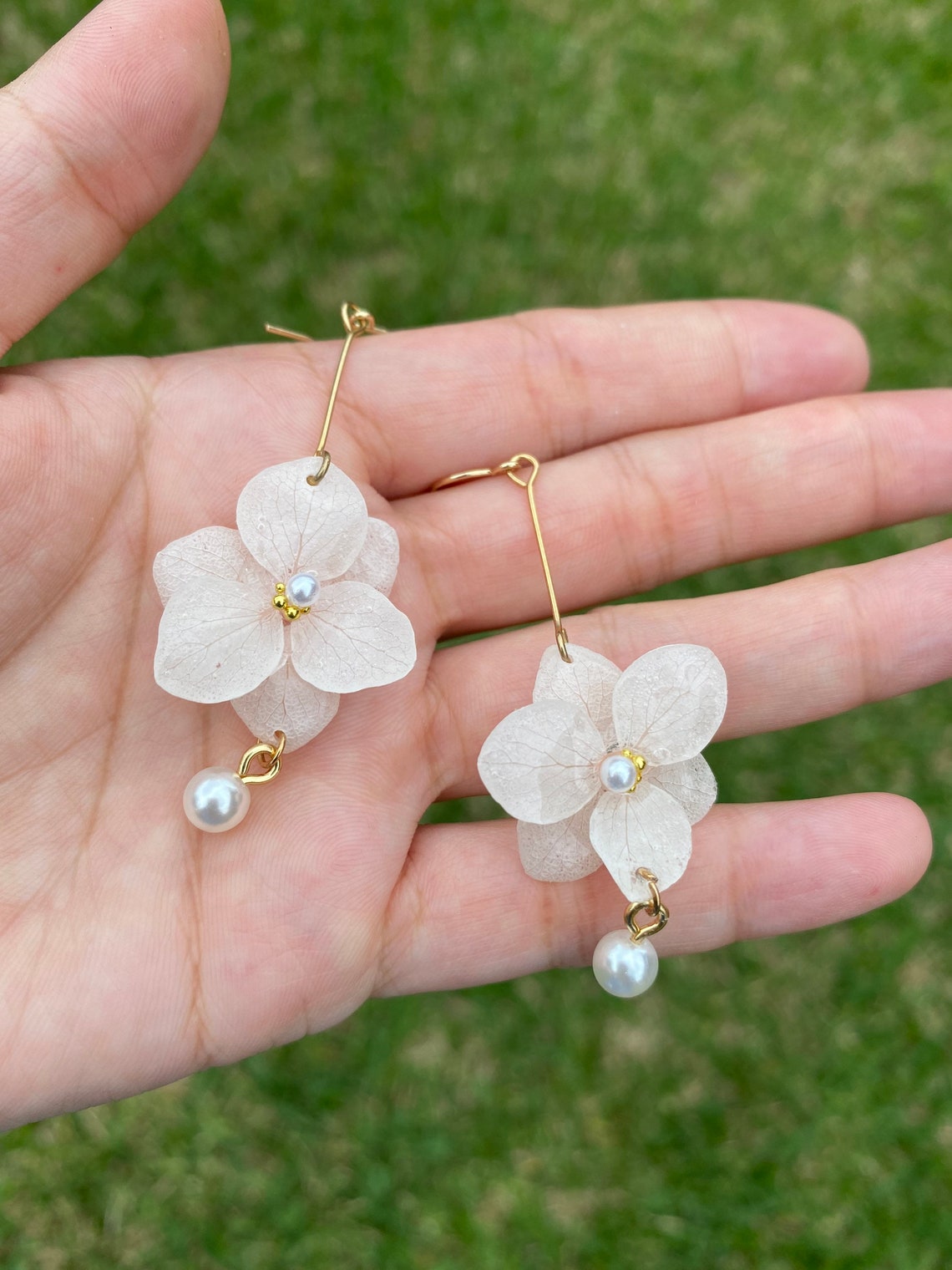 Real Hydrangea Flower Earrings/ Resin Flower Earrings/ Dried Etsy