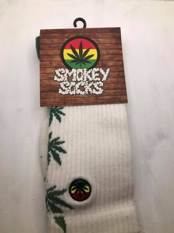SMOKEY SOCKS Cannabis Leaf - image 1