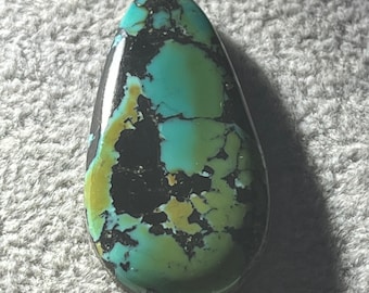 Turquoise Black Hill’s mine Tear drop Pear Cabochon 22.3 cts Tonopah, Nevada USA mined