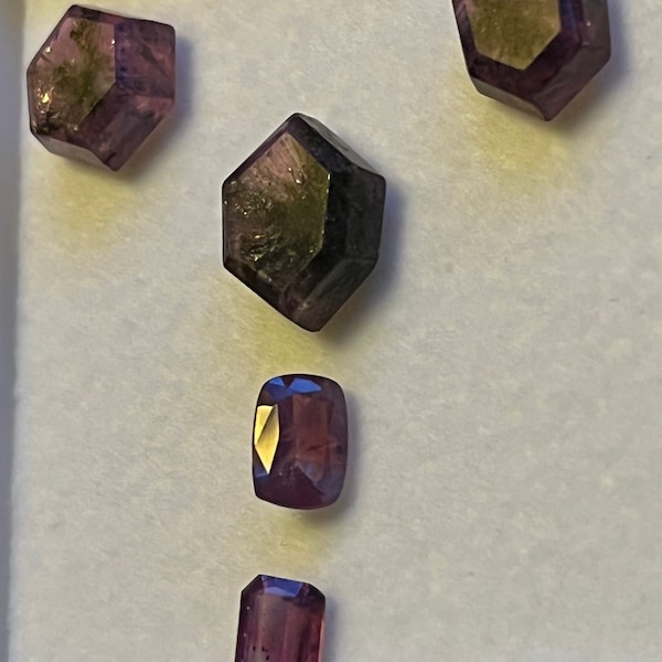 Red Sapphire, Ruby,(Corundum) Natural 14.5 ct Trapiche 5 pc Slice / gem set. origin - Kashmir