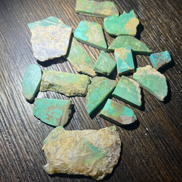 Turquoise 17 slabs. 137 ct- 27.5 gram - Sunbell old stock Kingman- Manassa - Morenci - Bisbee All USA mined turquoise Deep Greens to Blues