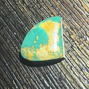 Turquoise Royston mine - 10.85 ctw unique cabochon- pendant- jewelry ready- backed- 16 mm x 16 mm -Tonopah, Nevada USA mined
