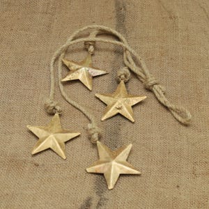 Rustic Brass Star Garland | Handmade Hanging Star Ornaments | Vintage Christmas Decor | Holiday Wall Hanging | Boho Home Decor