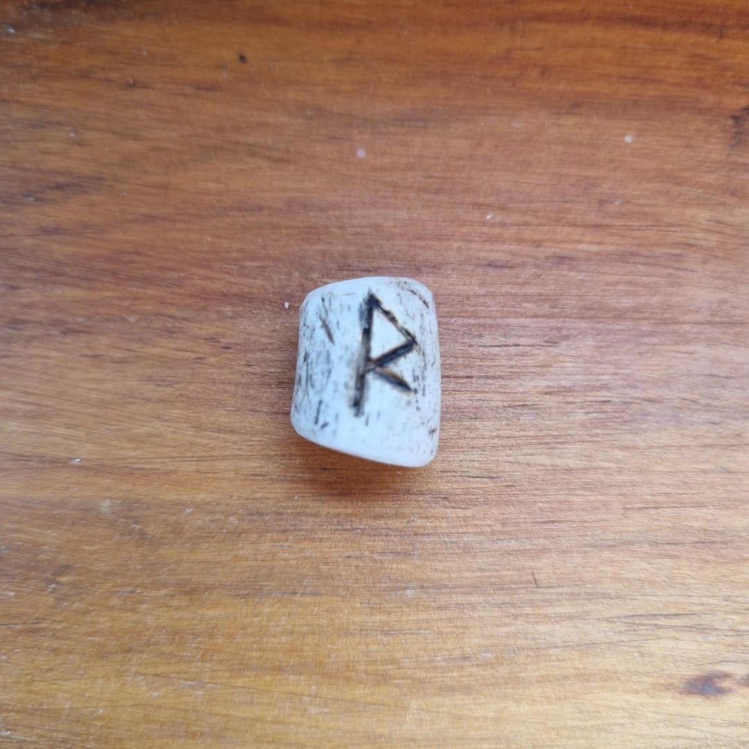 Dread Rune Handmade Raidho Rune Dread Bead Tasmanian Antler Travel Magickal 5–6mm ...