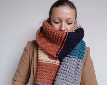 Hand knitted women's scarf. Oversized scarf, handmade. Unisex scarf. Wool scarf for men and women