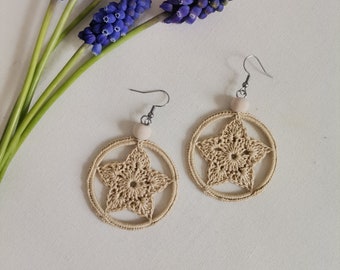 Crochet earrings, beige, for women. Handmade jewelry for her. Bohemian earrings. Flower earrings