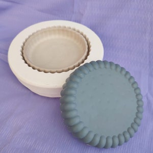 Plaster molds for slip-casting ceramic bowls | Make your own handmade pottery with the slip-casting clay technique