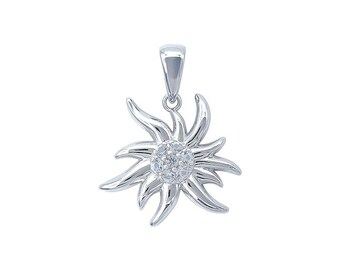 Edelweiss Pendant in 9ct White Gold & Aquamarine