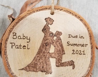 Custom Baby Announcement - Personalized Pregnancy Announcement Signs - Maternity Photo Prop - Christmas Ornament - Wood Slice