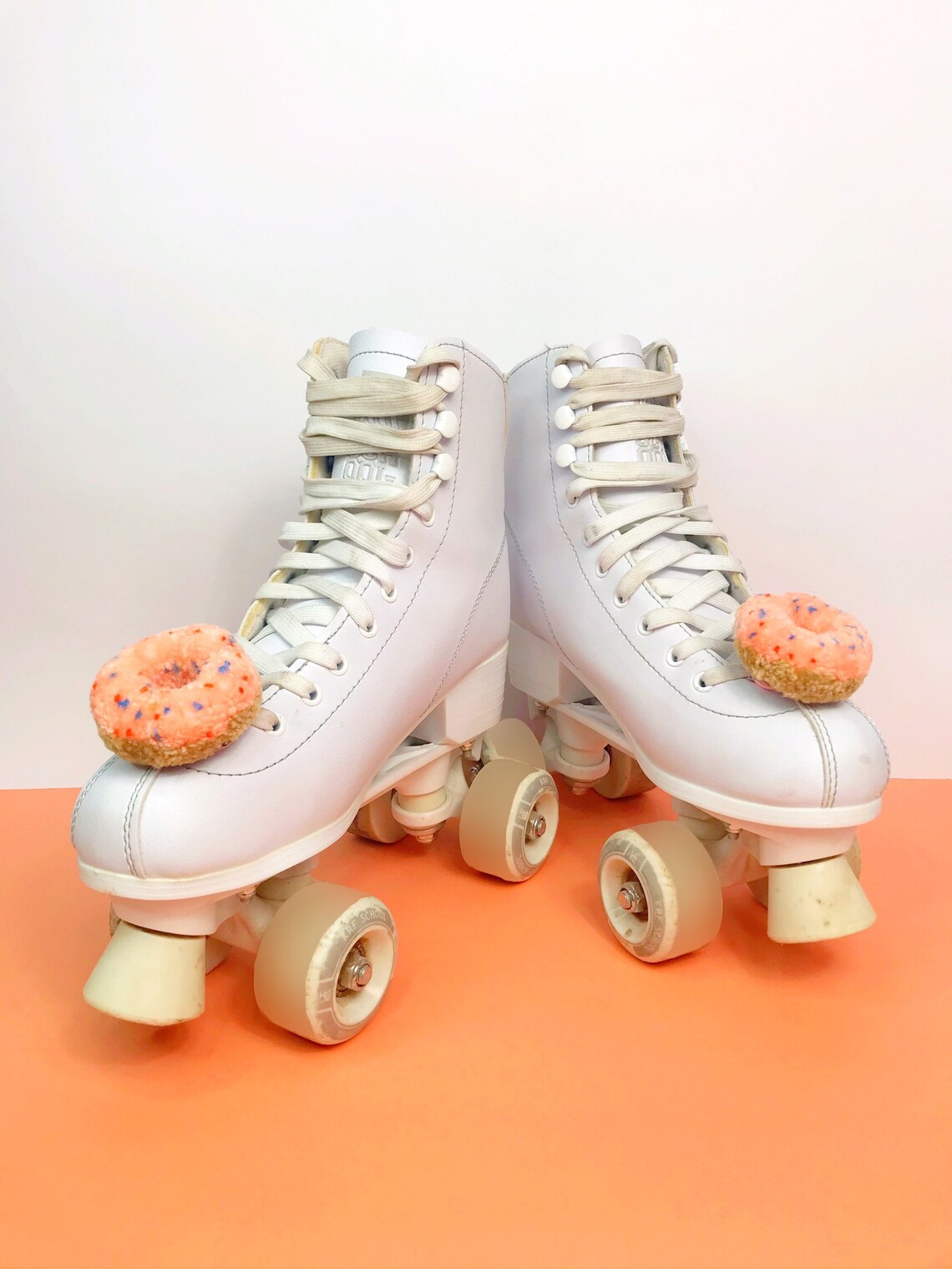 Roller Skate Pom Poms/ Pom Pom Skate Donut/ Skate Accessories/ Etsy