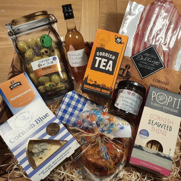 Cornish Hamper - For him, her or both. 8 luxury Cornish items  to 'Delight.' Sweet, savoury or a mix. Beautiful packaging - incl. Gift msg.