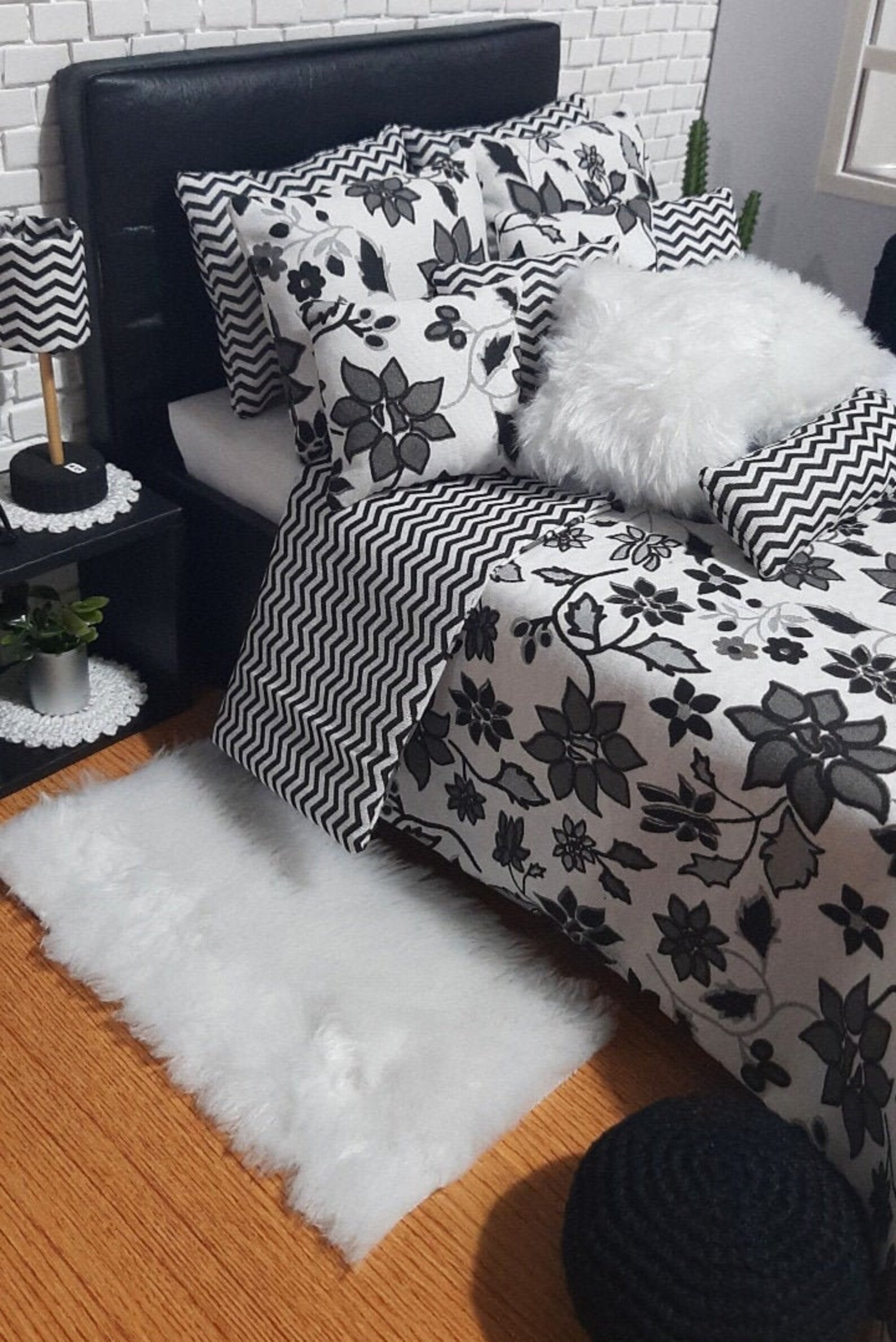 Black and White Bedding Set for Barbie and Bratz Dolls 12 Etsy